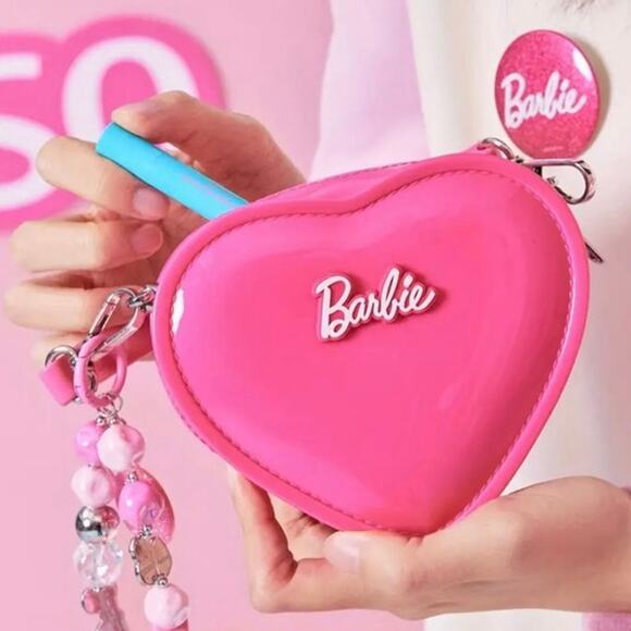 Barbie Mini Heart Purse - Picture 5 of 6
